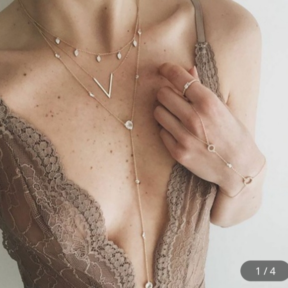 Jewelry - Deep Drop Layered Gold Necklace!